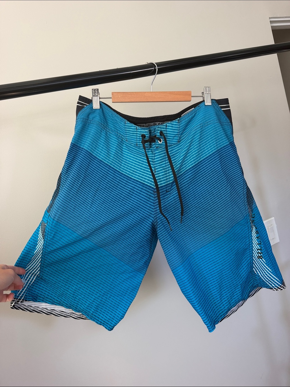 Billabong men’s shorts
